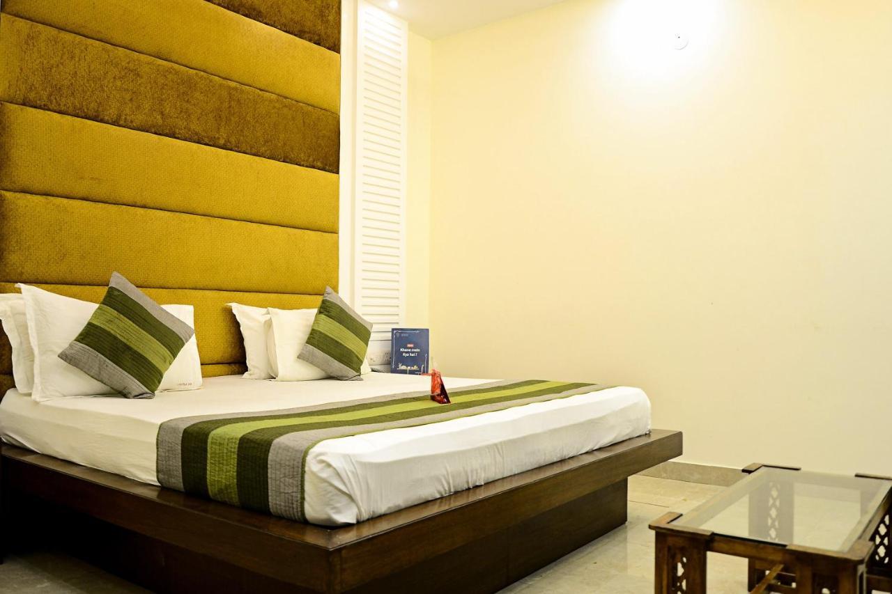 OYO 3394 Hotel Centra Inn Nuova Delhi Esterno foto