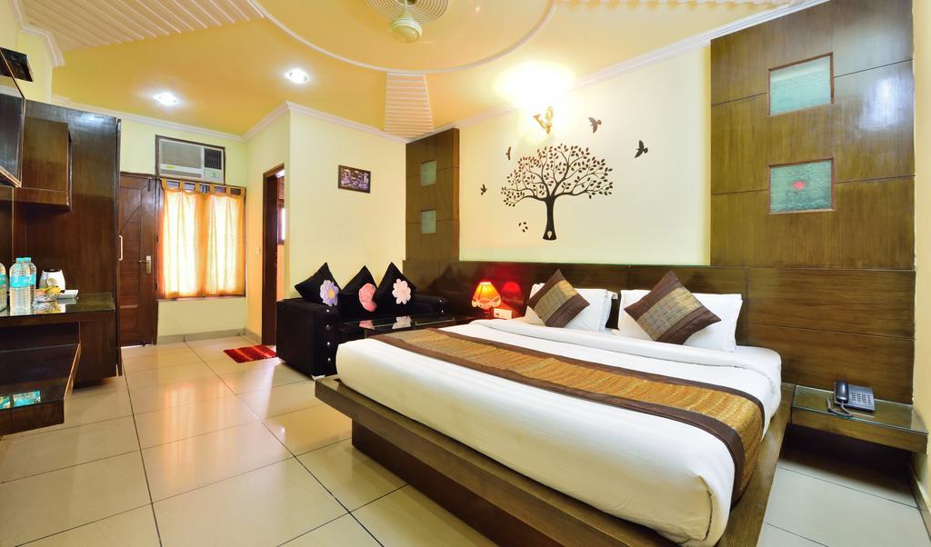 OYO 3394 Hotel Centra Inn Nuova Delhi Esterno foto