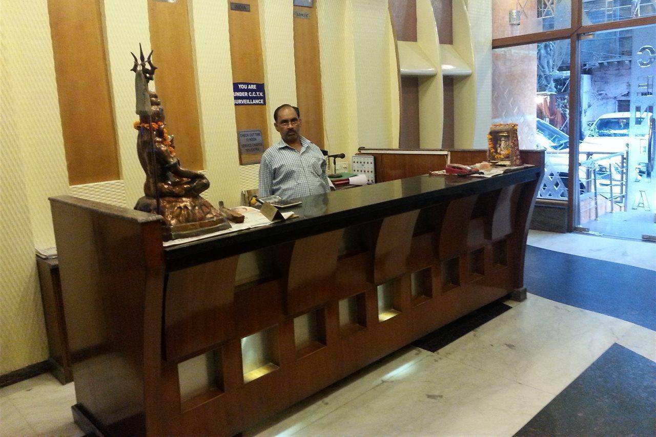 OYO 3394 Hotel Centra Inn Nuova Delhi Esterno foto
